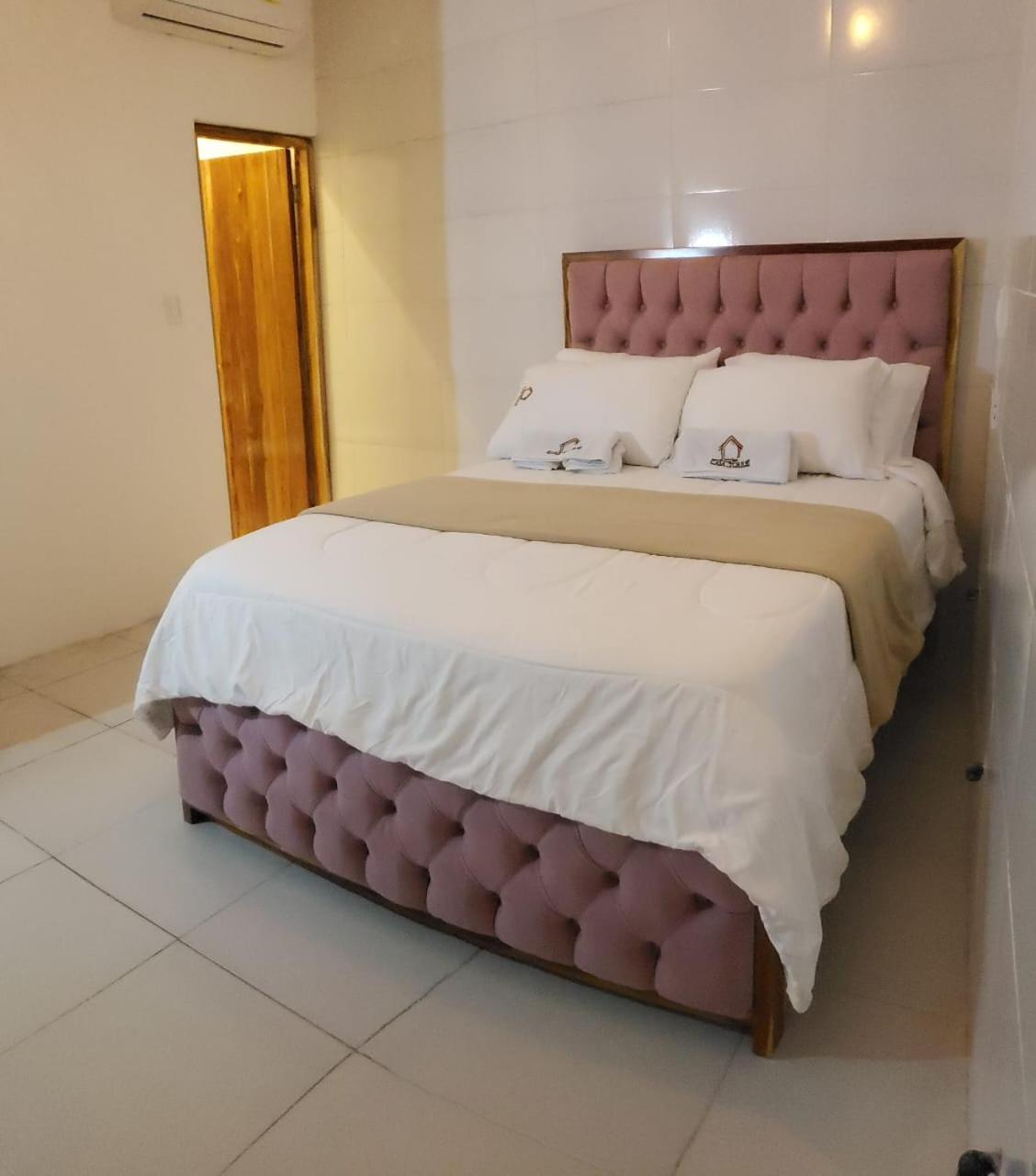 Hostal Casa Torres Centro Historico - Adults Only Cartagena Kültér fotó